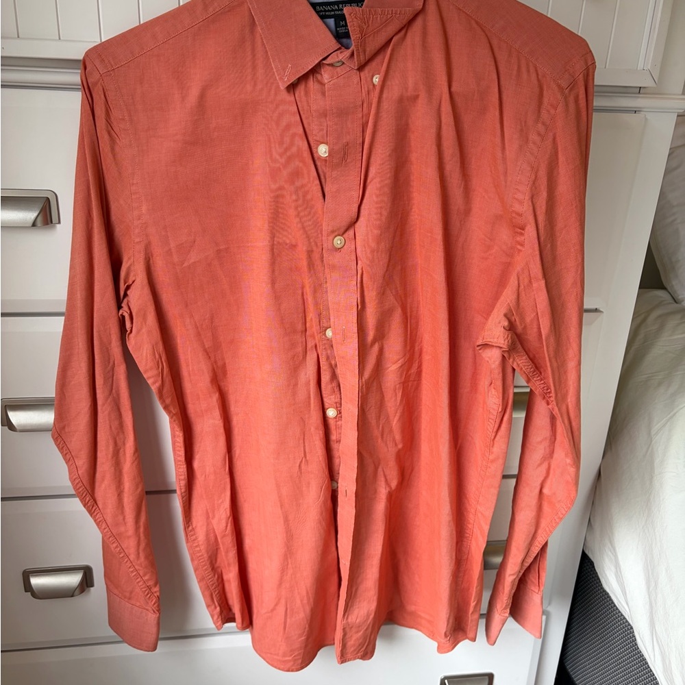 Banana Republic Men's Orange Button-Up Shirt